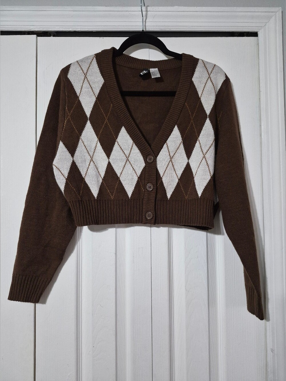 Cozy Fall-Core Crop Argyle Sweater